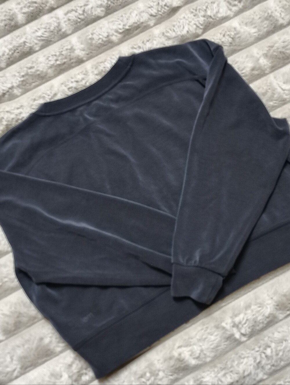Lululemon Softstreme Perfectly Oversized Cropped Crewneck  Pullover Women 8 - Picture 6 of 8